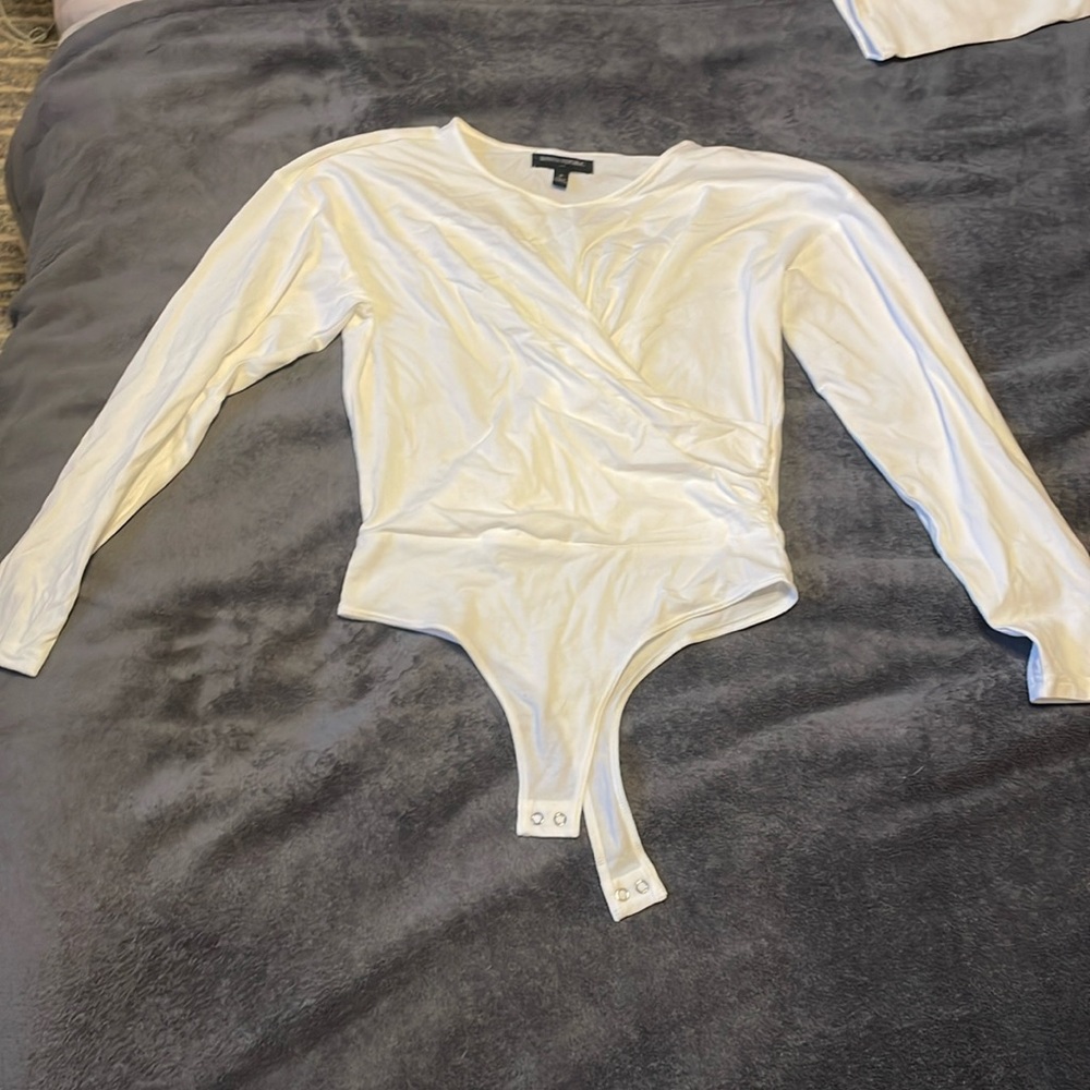 Banana republic S body suit long sleeved white cross over NEVER WORN